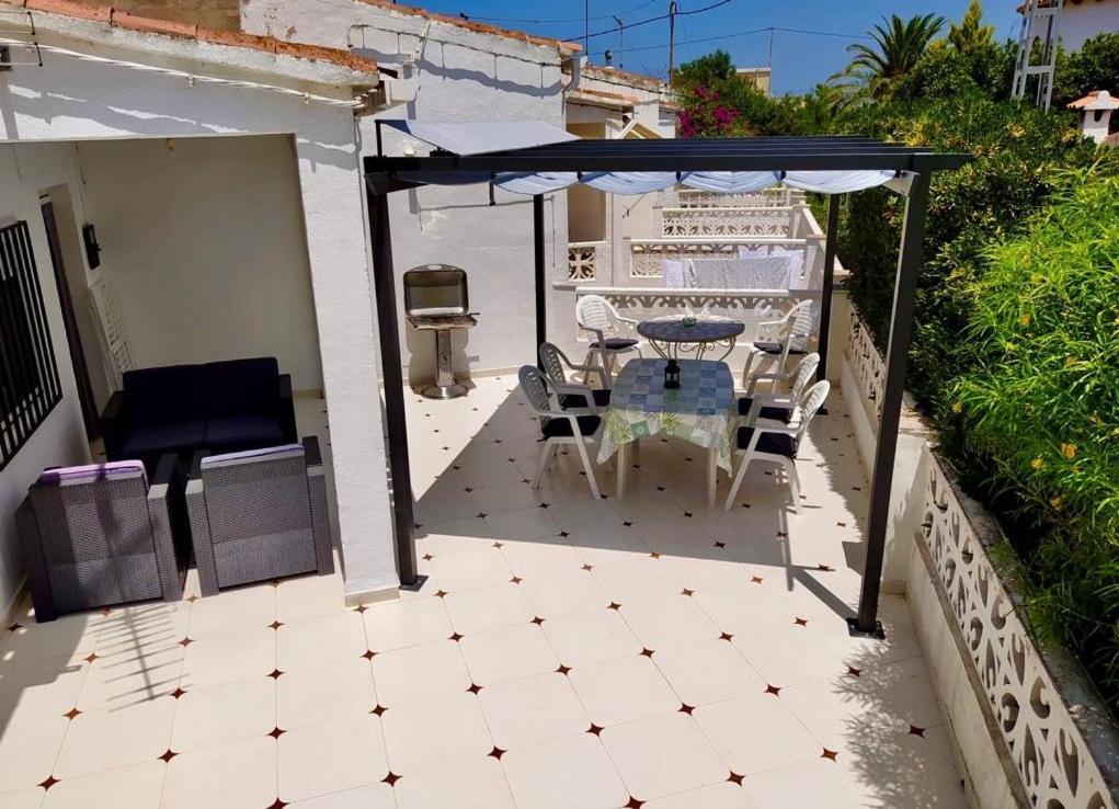 Willa Adosado De 140M2 Con Terraza A 50 M De La Playa Denia Zewnętrze zdjęcie