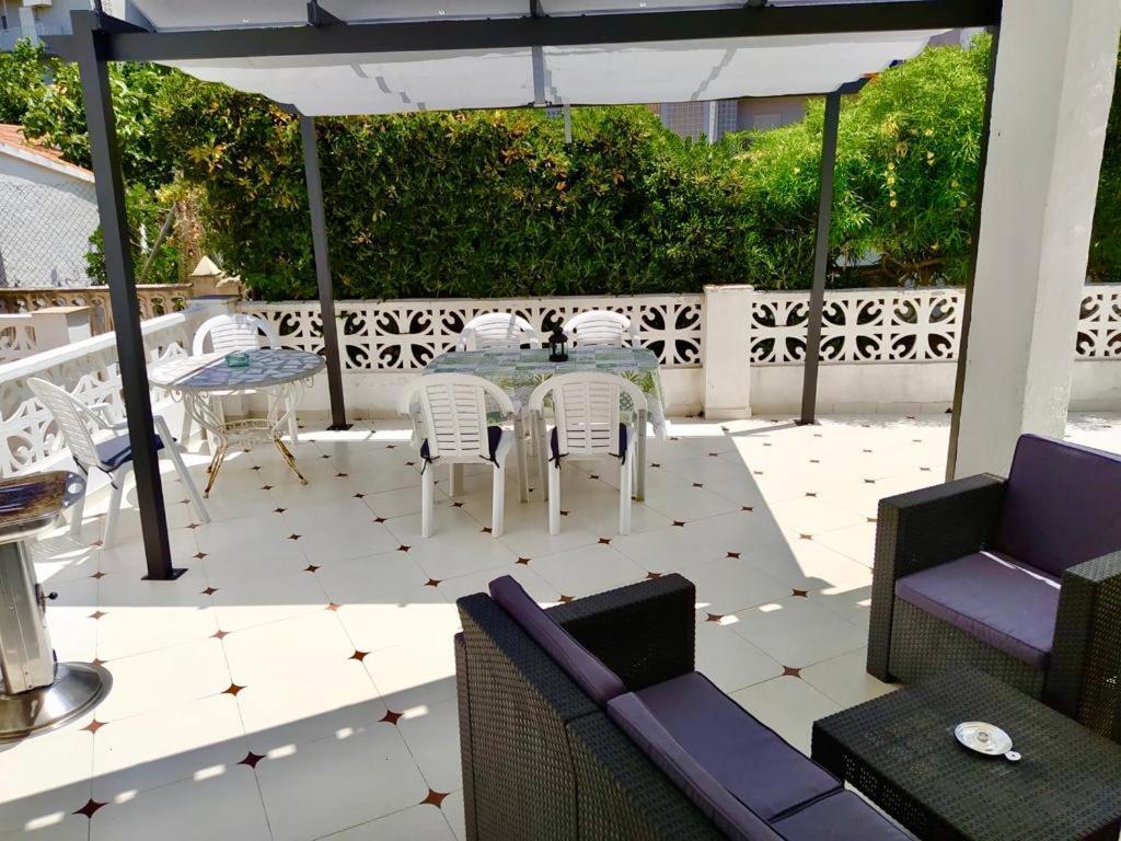 Willa Adosado De 140M2 Con Terraza A 50 M De La Playa Denia Zewnętrze zdjęcie