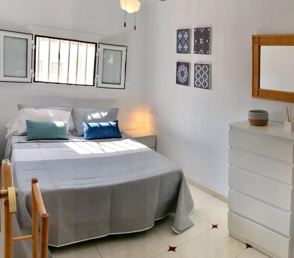 Willa Adosado De 140M2 Con Terraza A 50 M De La Playa Denia Zewnętrze zdjęcie